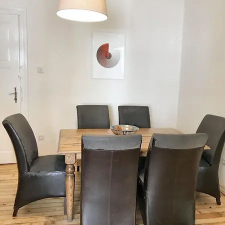 Charming 100m² Apartment